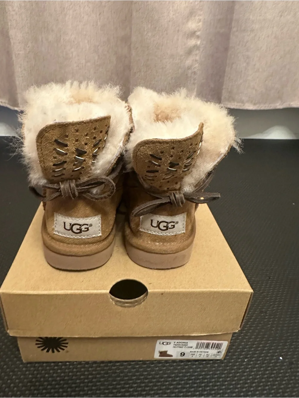 UGGS kids boots size 9